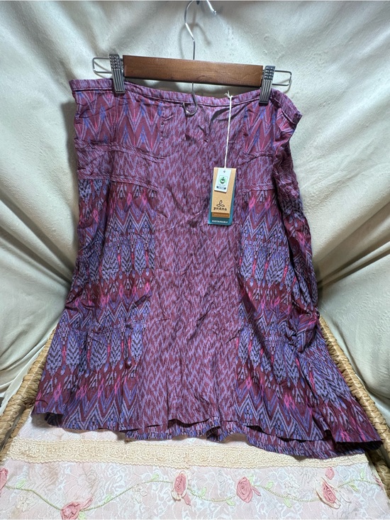 Prana Dresses & Skirts - PrAna Isadora Skirt 12 NWT Black Cherry Laurel Modal Boho Midi Sustainable